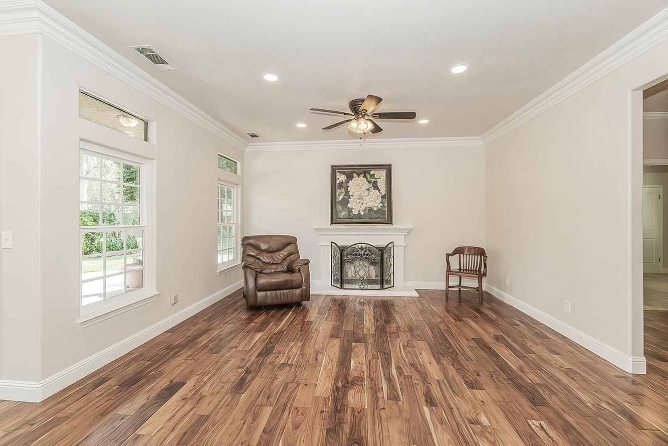 1273 West Olson Avenue Reedley, CA 93654 - Photo 7 of 43