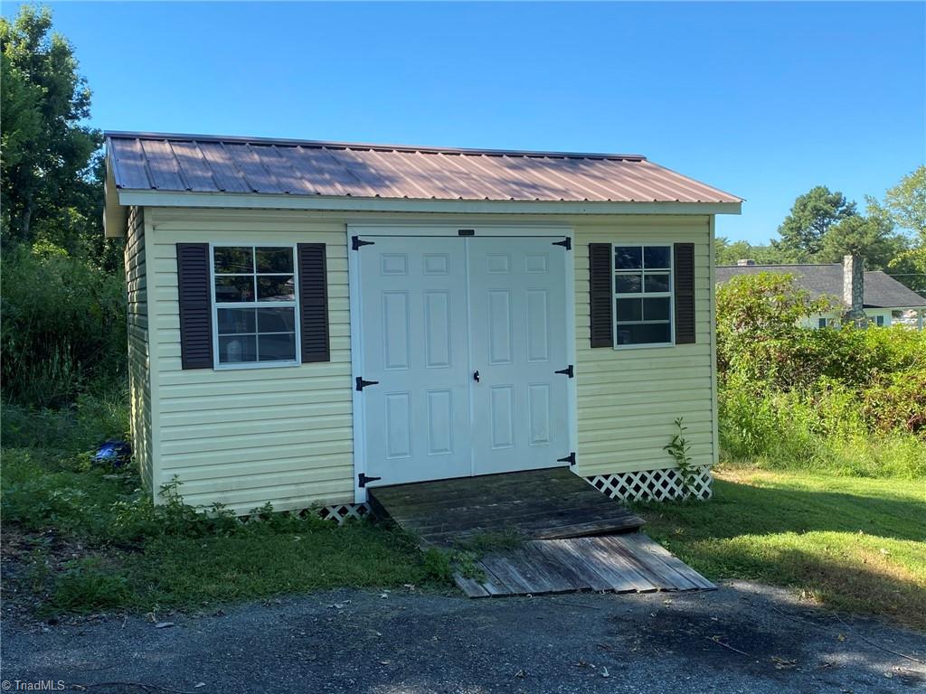 175 Toast Road Mount Airy, NC 27030 - Photo 23 of 32