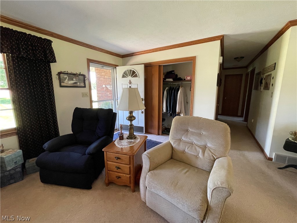 1796 Blake Road Wadsworth, OH 44281 - Photo 9 of 34