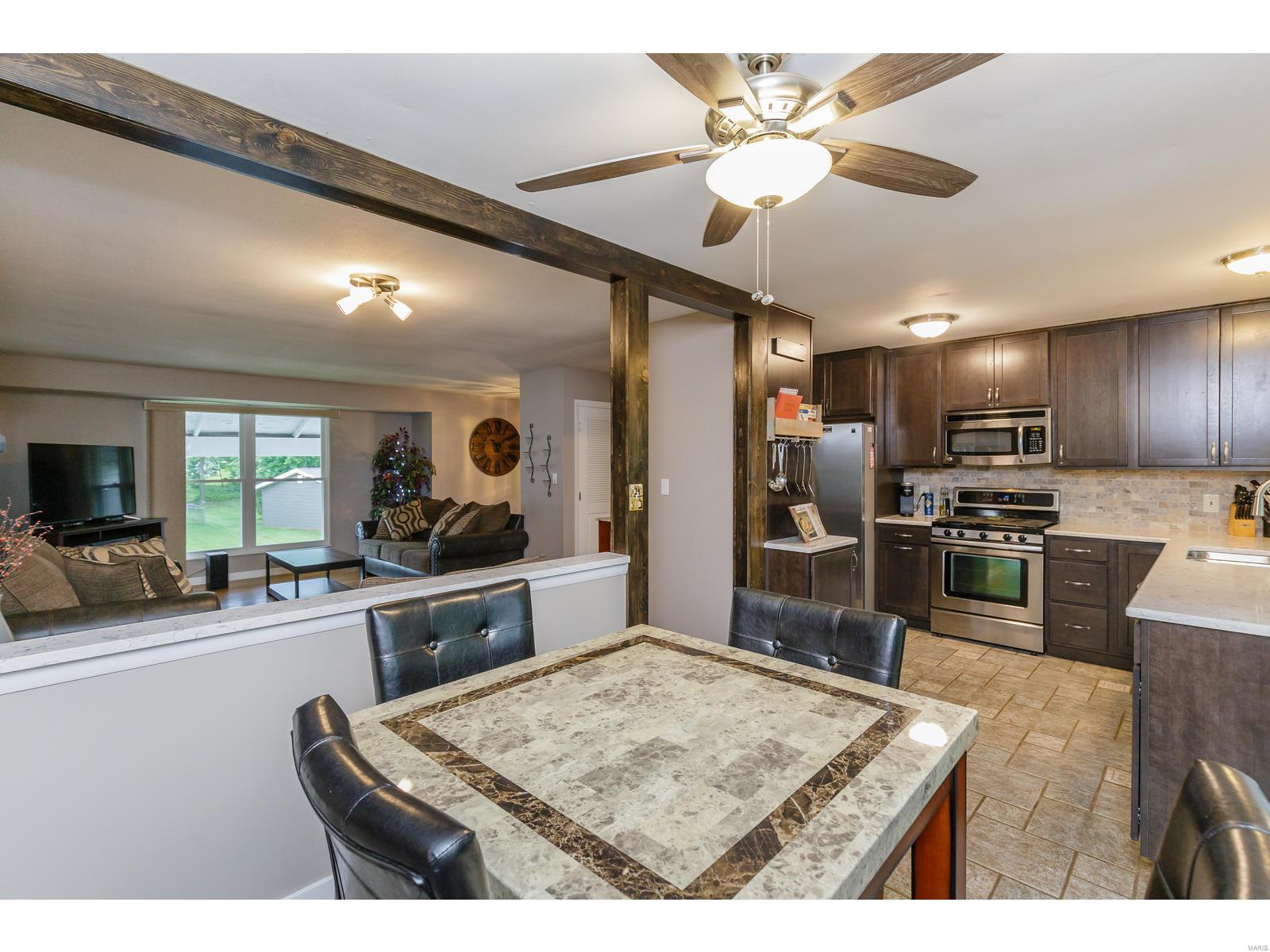 692 Walnut Point Court Ballwin, MO 63021 - Photo 15 of 51