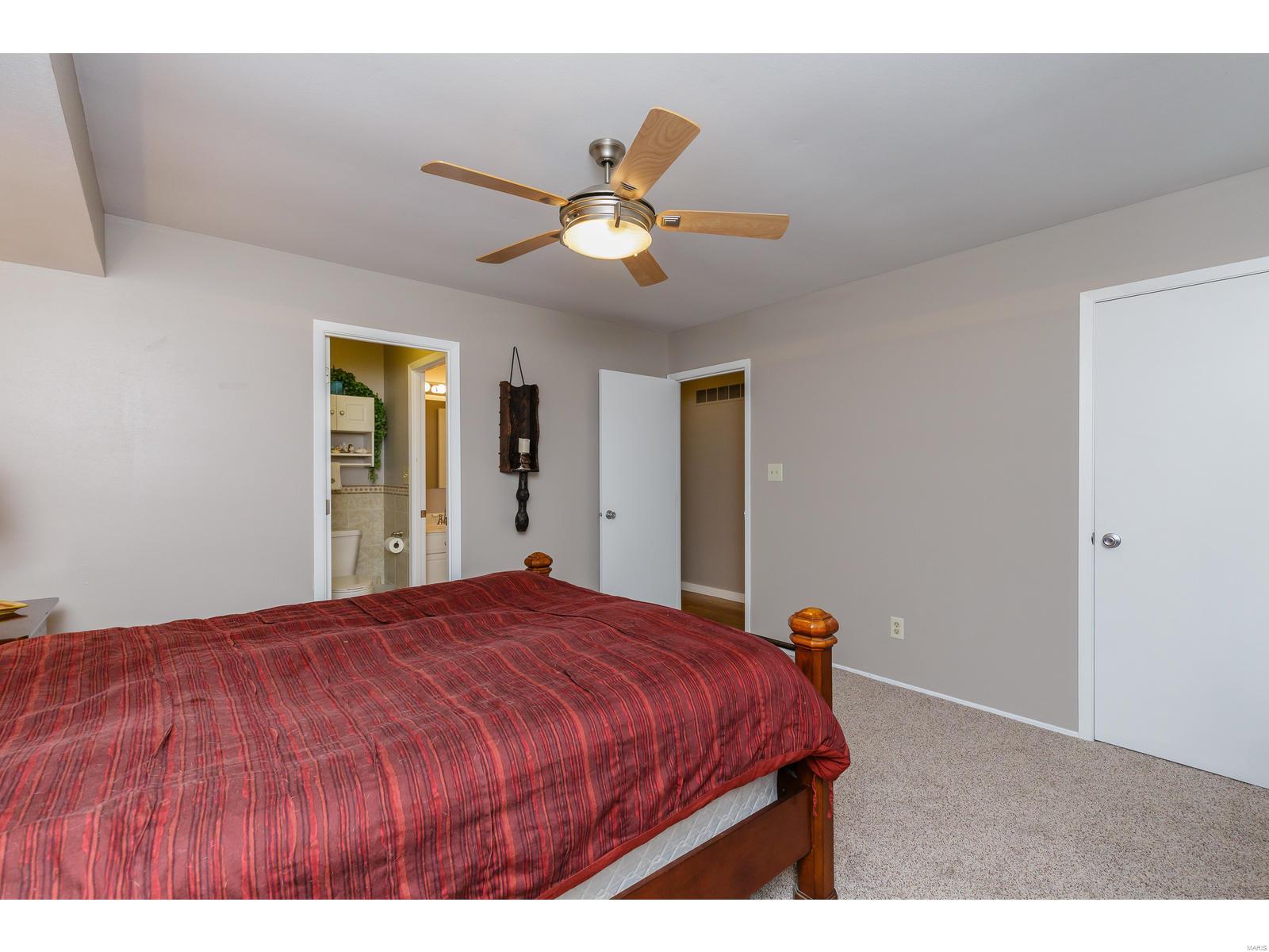692 Walnut Point Court Ballwin, MO 63021 - Photo 31 of 51