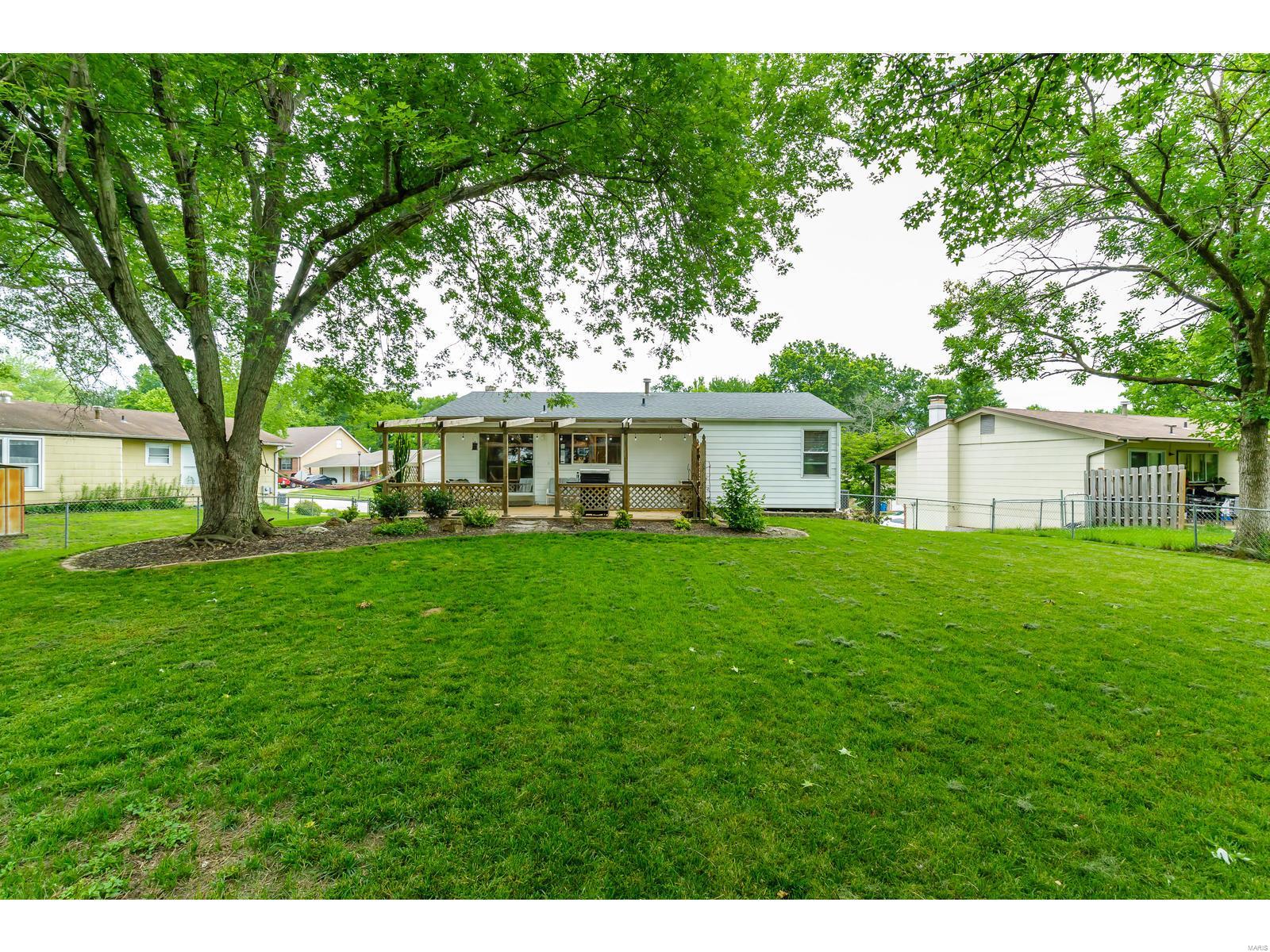 692 Walnut Point Court Ballwin, MO 63021 - Photo 47 of 51