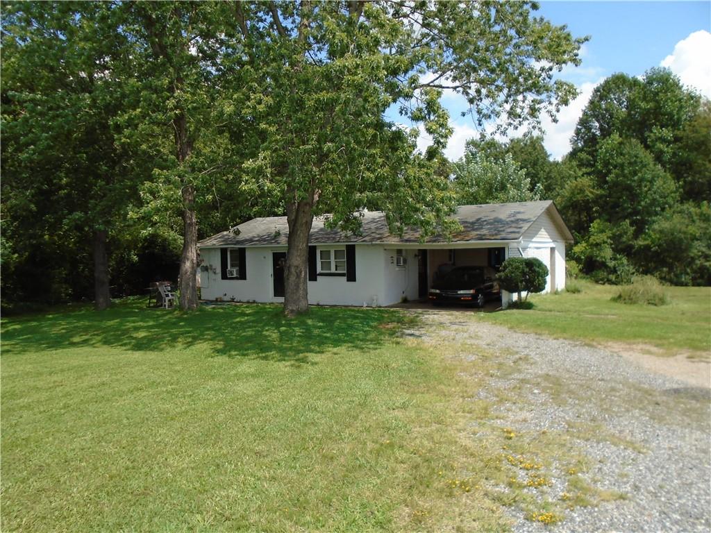 1148 Cape Hickory Road Hickory, NC 28601 - Photo 2 of 8 Gallery Image 2