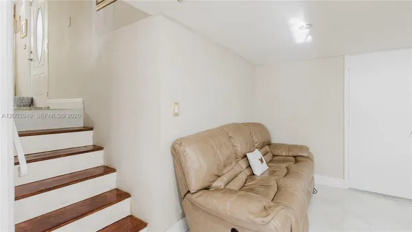$3,800 | 1300 Northeast 204th Street, Unit 1300, Miami, FL 33179