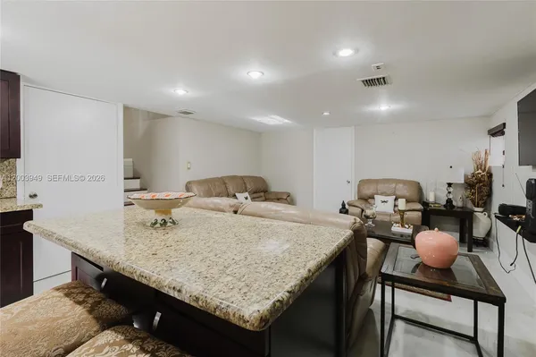 $3,800 | 1300 Northeast 204th Street, Unit 1300, Miami, FL 33179