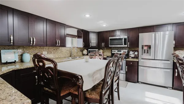 $3,800 | 1300 Northeast 204th Street, Unit 1300, Miami, FL 33179