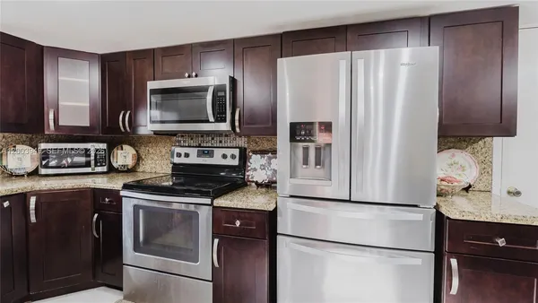 $3,800 | 1300 Northeast 204th Street, Unit 1300, Miami, FL 33179