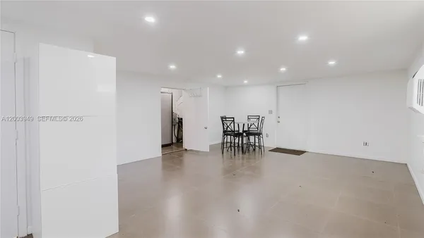 $3,800 | 1300 Northeast 204th Street, Unit 1300, Miami, FL 33179