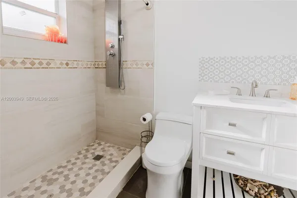$3,800 | 1300 Northeast 204th Street, Unit 1300, Miami, FL 33179