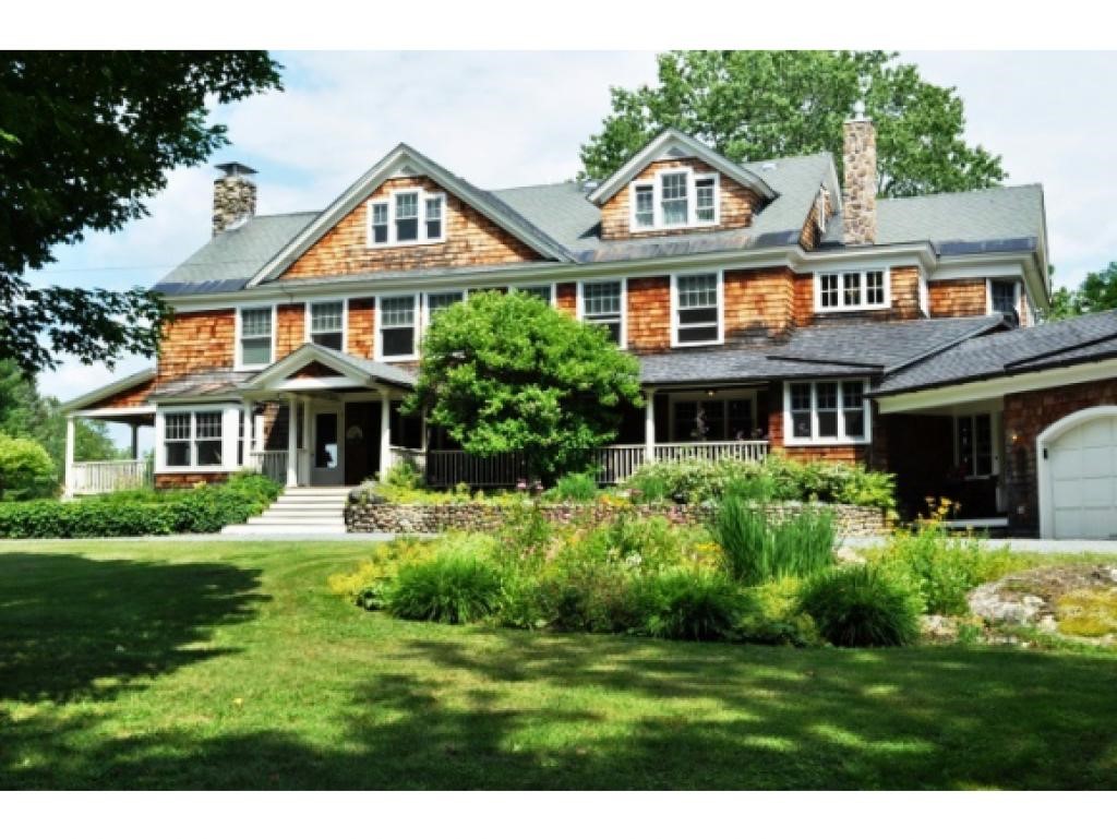 159 Mountain View Road Franconia, NH 03580 - Photo 1 of 36