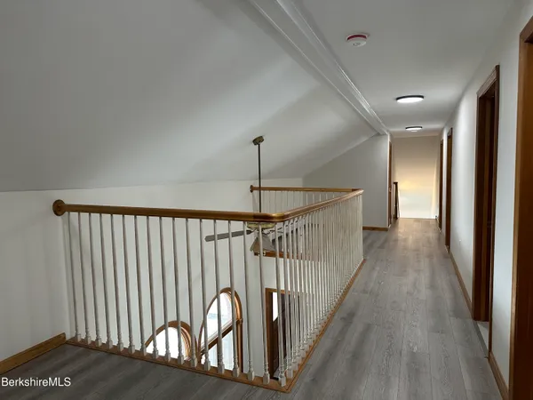 $3,200 | 181 Park Avenue, Unit A, Dalton, MA 01226