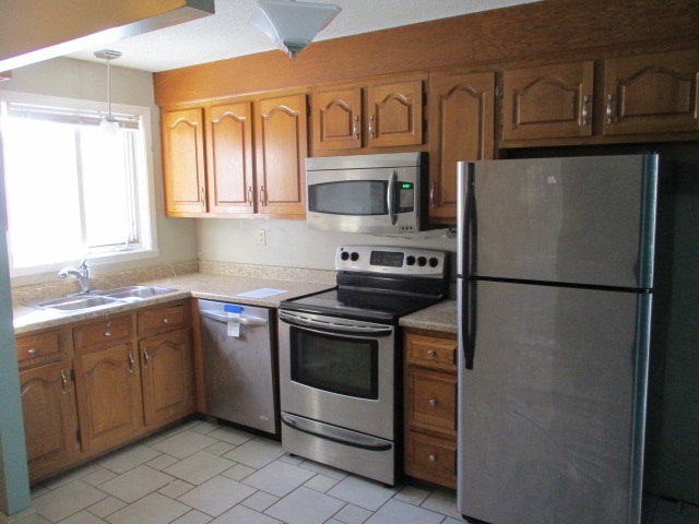 75 Shelburne Road Merrimack, NH 03054 - Photo 4 of 25