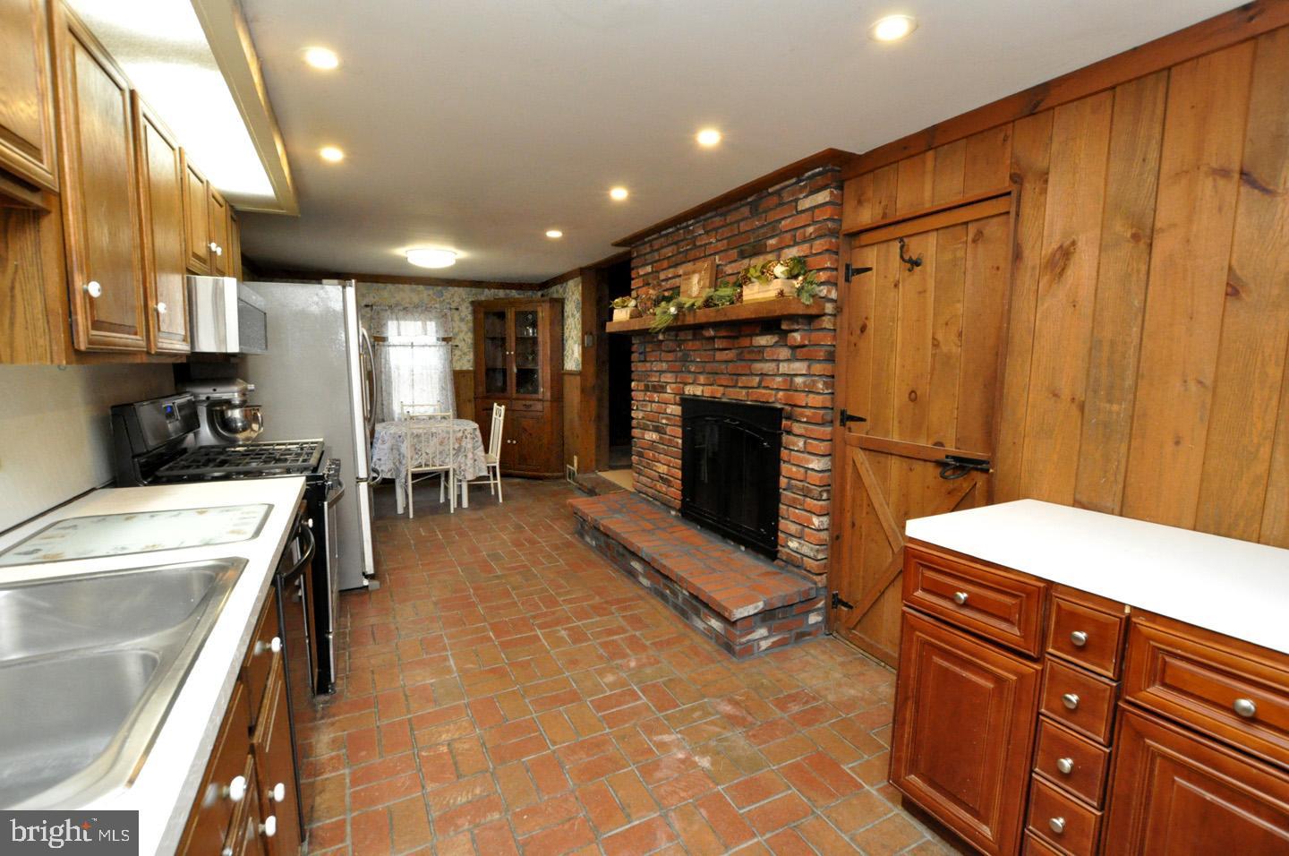 1007 Jacksonville Road Burlington, NJ 08016 - Photo 14 of 33 Gallery Image 14