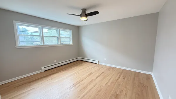 $2,500 | 3658 North Laramie Avenue, Unit 2, Chicago, IL 60641