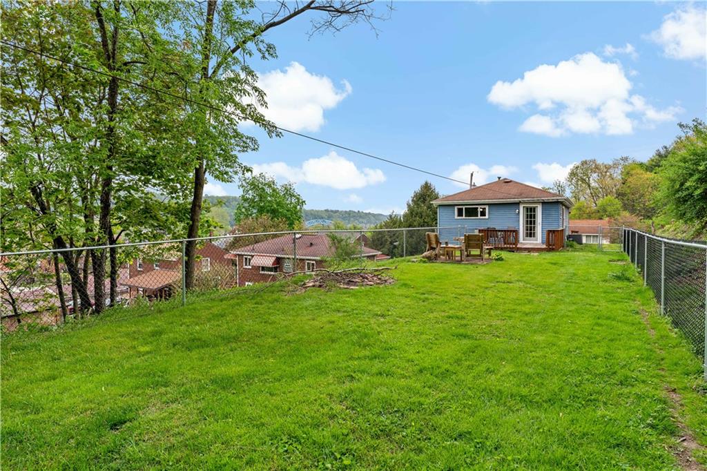 630 Walker Road Elizabeth, PA 15037 - Photo 23 of 27 Fenced-In Backyard