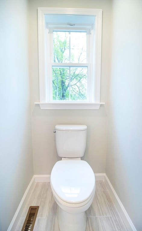 24 Evergreen Road Attleboro, MA 02703 - Photo 7 of 19 Gallery Image 7