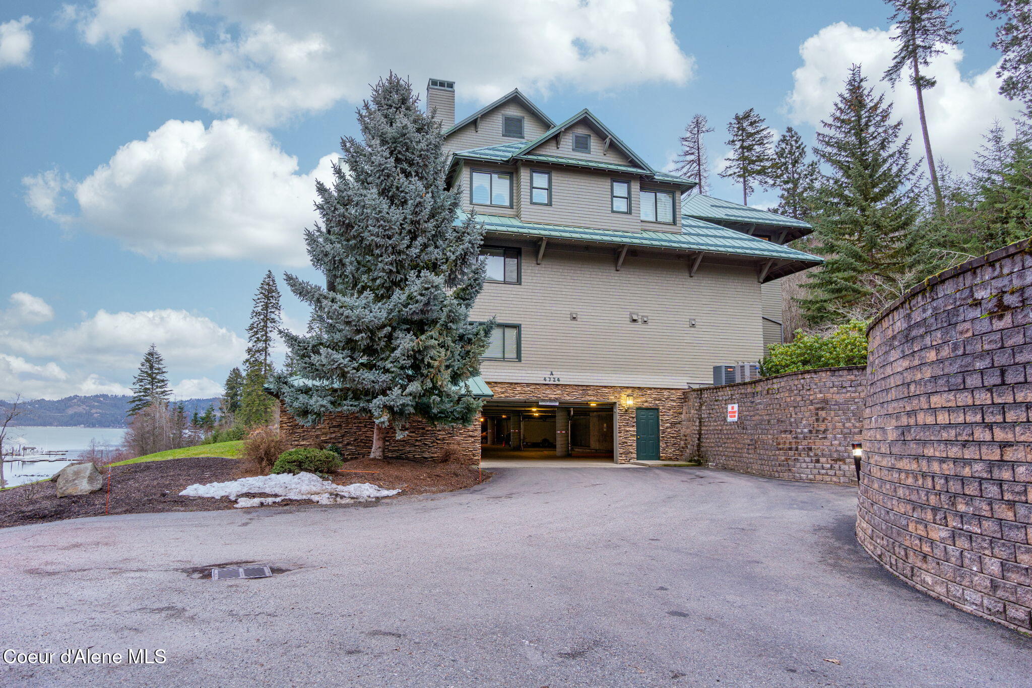 4724 South Arrow Point Drive, Unit 104 Harrison, ID 83833 - Photo 13 of 14 25-web-or-mls-24