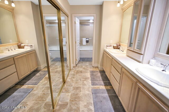 4724 South Arrow Point Drive, Unit 104 Harrison, ID 83833 - Photo 10 of 14 4S9A1016