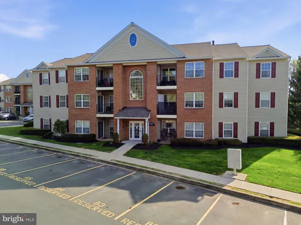 $239,900 | 3840 Normandy Drive, Unit 1B, Hampstead, MD 21074