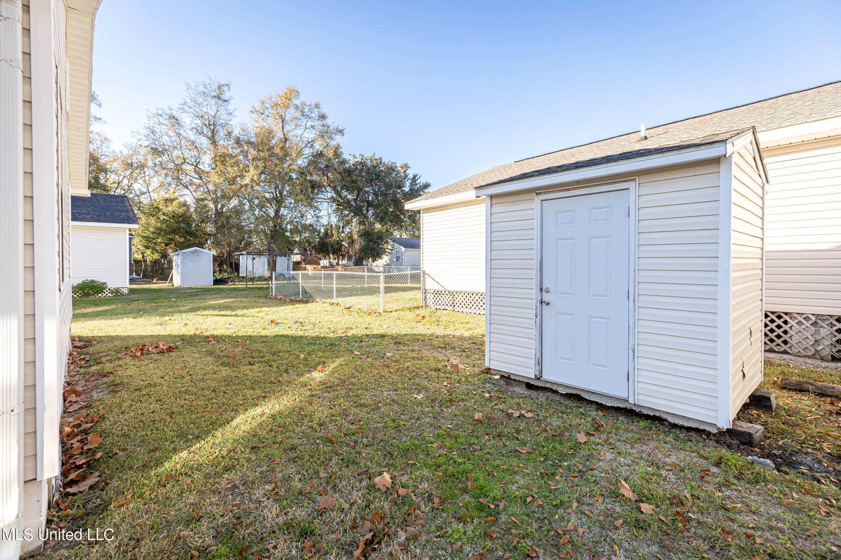 197 Bellman Street Biloxi, MS 39530 - Photo 36 of 42 IMG_4093