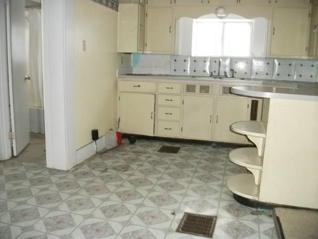 35 Vanceboro Road Topsfield, ME 04490 - Photo 7 of 13 Photo