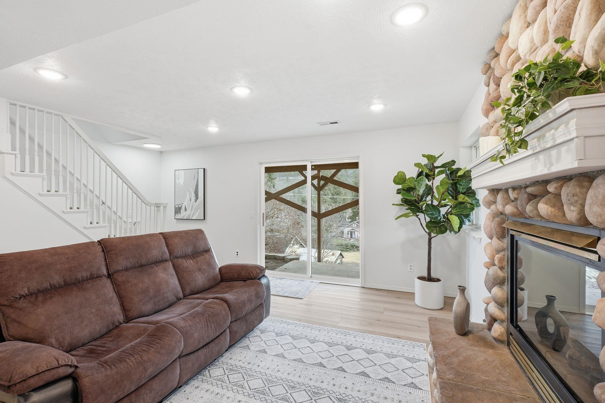 1919 West 27th Avenue Spokane, WA 99224 - Photo 23 of 39