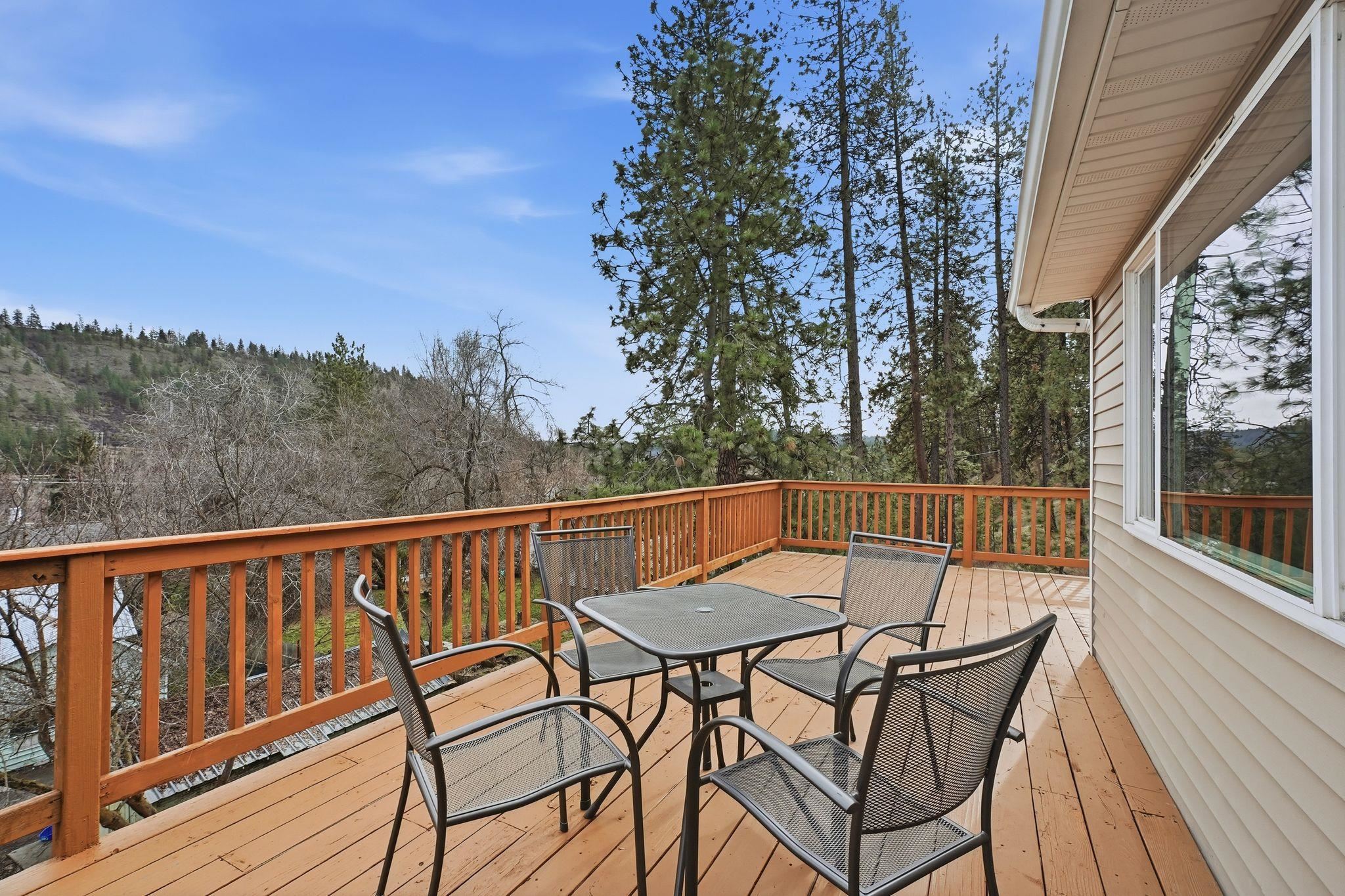 1919 West 27th Avenue Spokane, WA 99224 - Photo 3 of 39