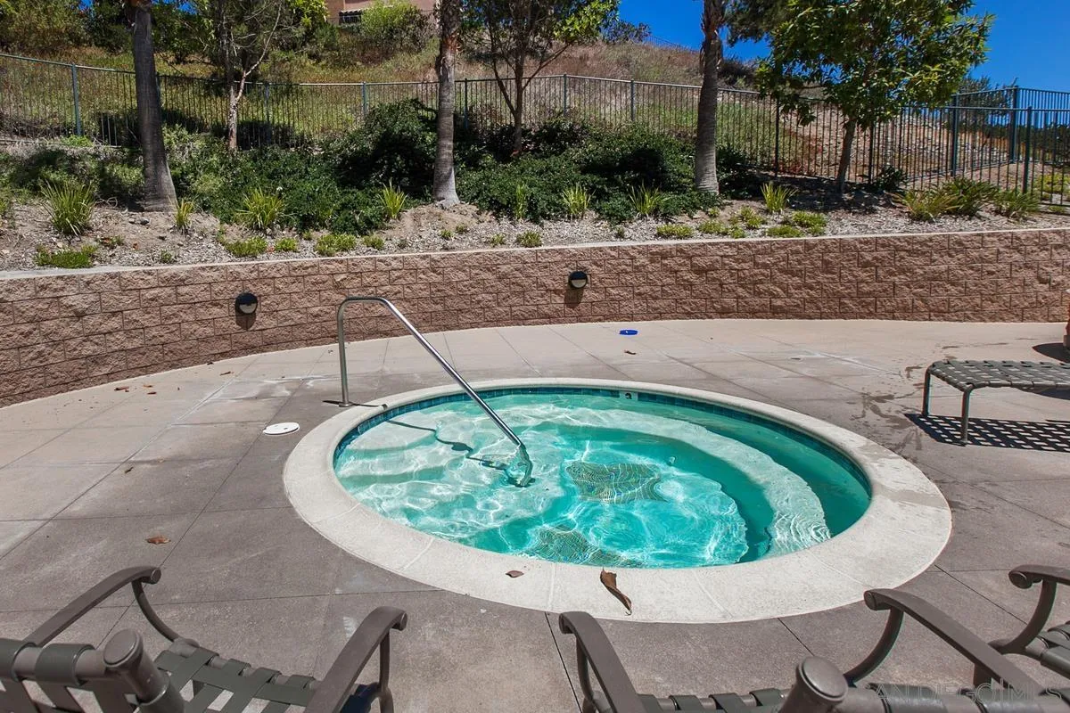 3683 Jetty Point Carlsbad, CA 92010 - Photo 28 of 30 Gallery Image 28