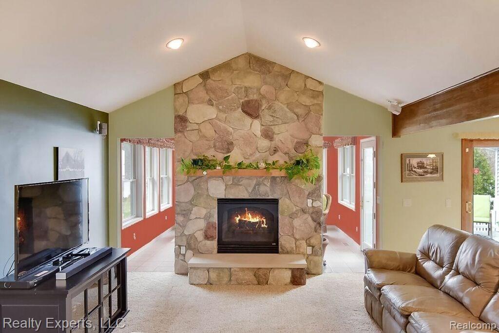 9770 Grames Road Maybee, MI 48159 - Photo 10 of 61 living room 2.jpeg