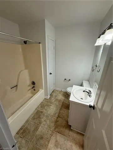 $1,395 | 1688 Guilford Drive, Winston-Salem, NC 27127