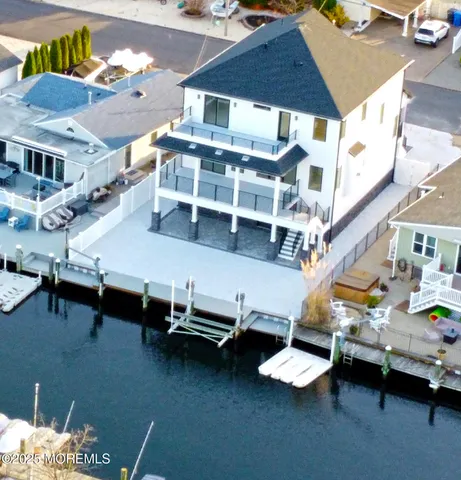 $1,895,000 | 316 Silver Lagoon Drive, Toms River, NJ 08753