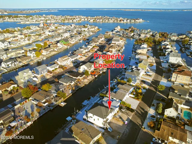 $1,895,000 | 316 Silver Lagoon Drive, Toms River, NJ 08753