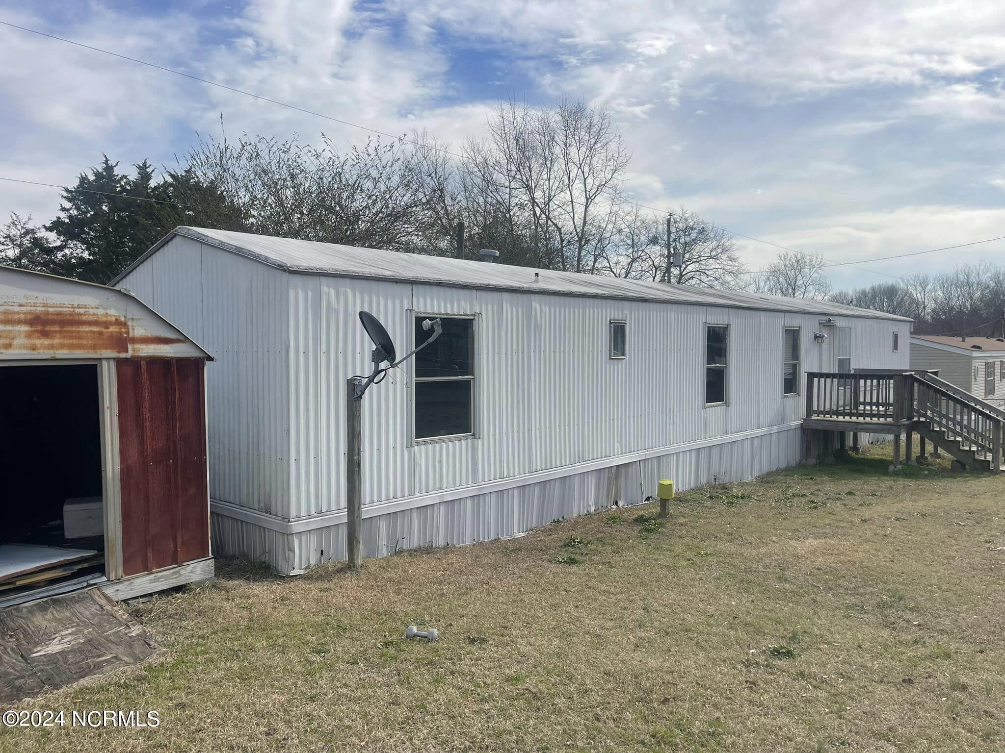 110 Safie 3rd Street Rockingham, NC 28379 - Photo 2 of 17 423584182_874191767830932_61363754446048