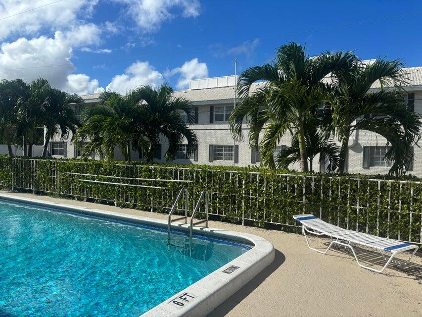 299 Southwest 7th Street, Unit 110 Boca Raton, FL 33432 - Photo 11 of 19 16