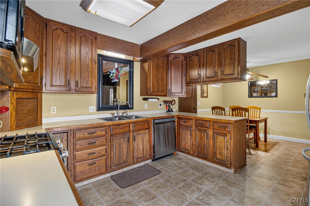 8311 Greenview Drive Rome, NY 13440 - Photo 15 of 46