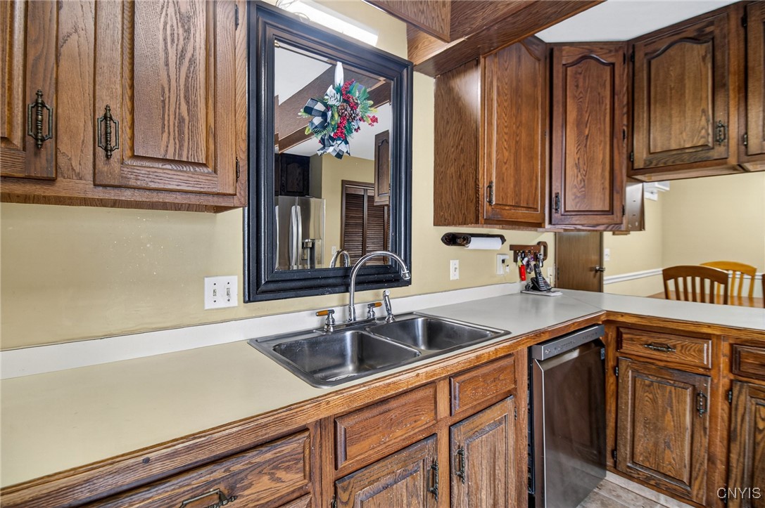 8311 Greenview Drive Rome, NY 13440 - Photo 16 of 46