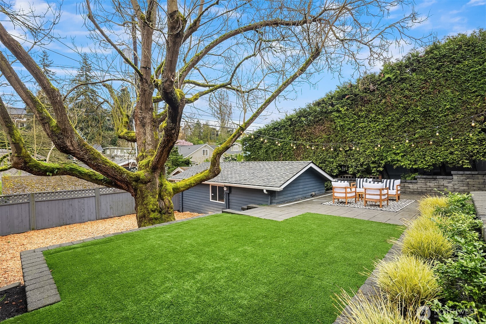 917 East Allison Street Seattle, WA 98102 - Photo 27 of 35