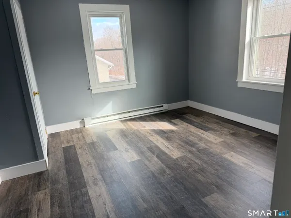 $1,695 | 139 North Main Street, Unit 2, Winchester, CT 06098