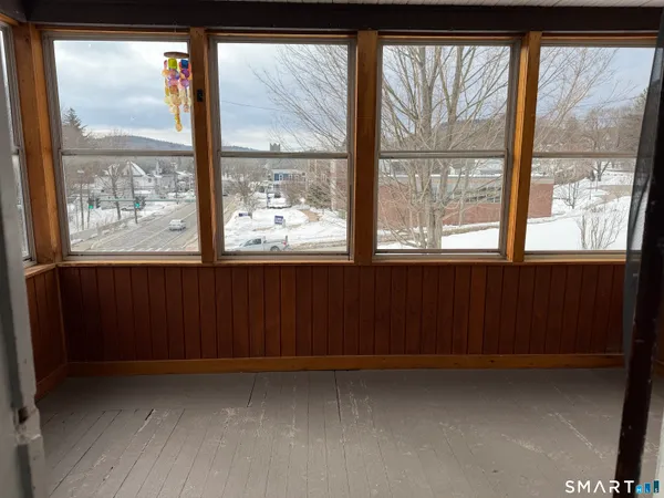 $1,695 | 139 North Main Street, Unit 2, Winchester, CT 06098