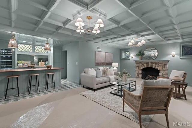 $2,695,000 | 61 Lake Forest Drive, St. Louis, MO 63117