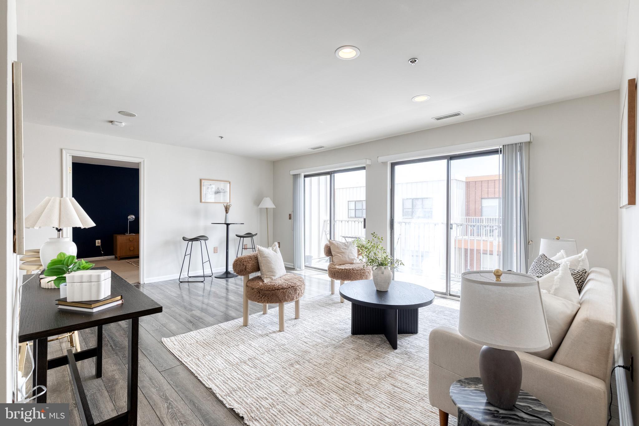 2702 Lighthouse Point East, Unit 719 Baltimore, MD 21224 - Photo 3 of 34