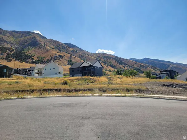 $215,000 | 1586 North Sharptail Circle, Logan, UT 84341