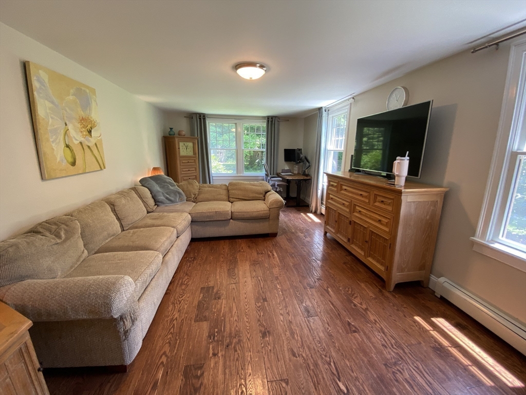 301 Princeton Road Sterling, MA 01564 - Photo 9 of 42 Gallery Image 9