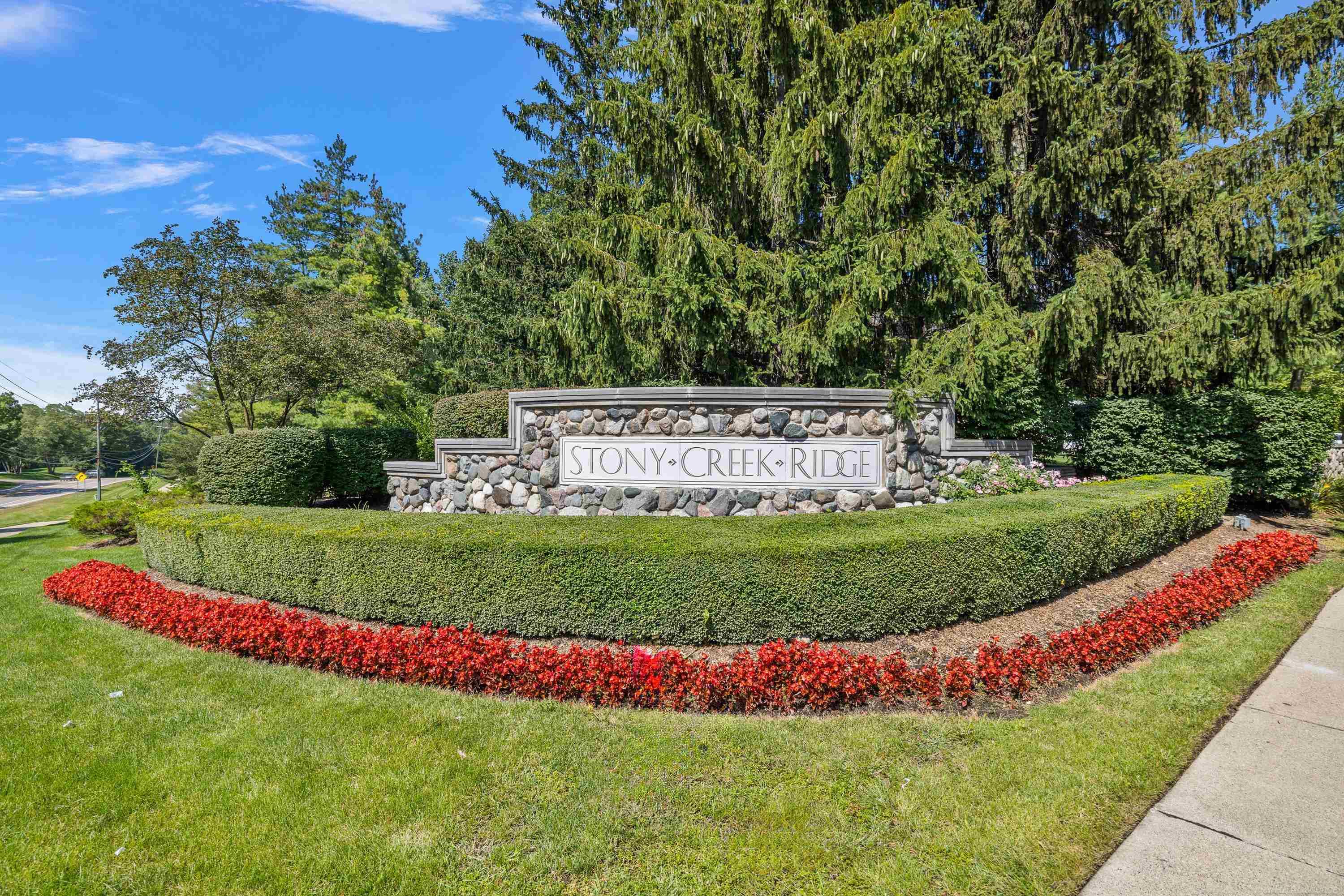 1039 Bloomview Circle Rochester, MI 48307 - Photo 65 of 80 Gallery Image 65