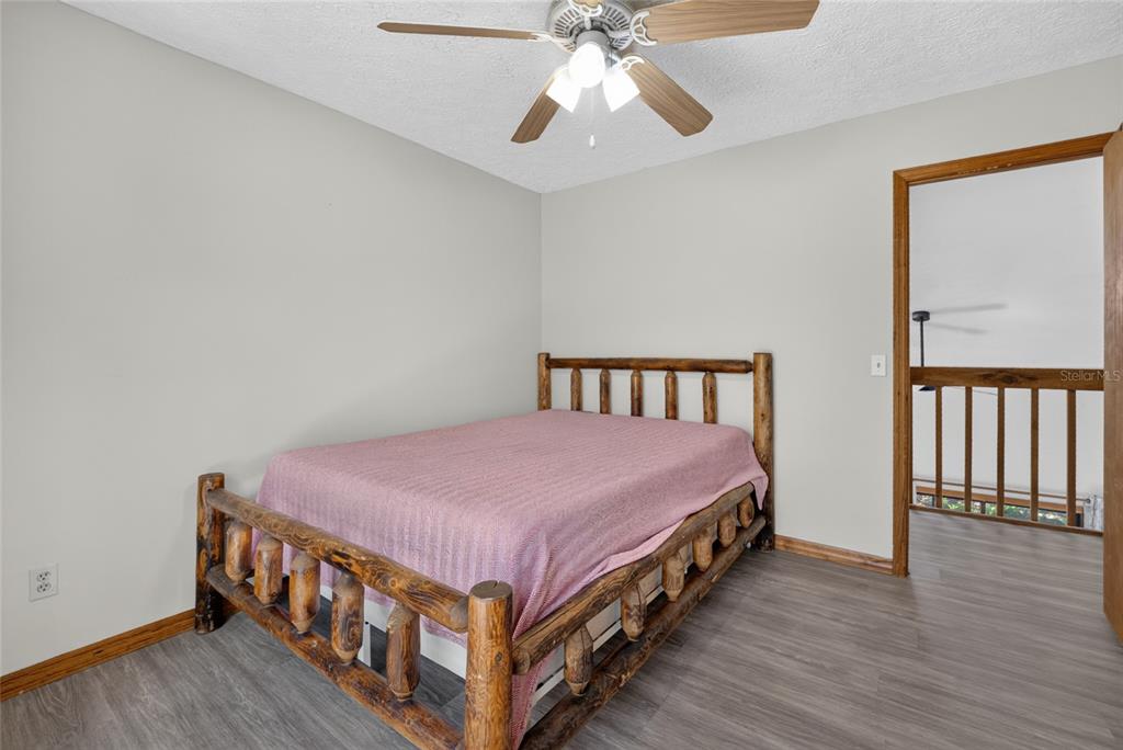 273 Neal Road Hawthorne, FL 32640 - Photo 14 of 32