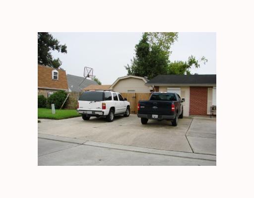 5045 Rochester Drive Marrero, LA 70072 - Photo 8 of 8 Gallery Image 8