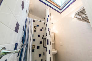 810 B Pearl Street, Unit B Key West, FL 33040 - Photo 11 of 13 FB69F37C-5319-4B86-9E78-00579B24C216