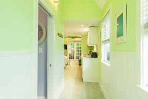 810 B Pearl Street, Unit B Key West, FL 33040 - Photo 3 of 13 CED440DA-2F8B-4C16-B817-2559E8BE77DB