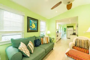 $5,500 | 810 B Pearl Street, Unit B, Key West, FL 33040