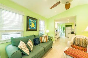 810 B Pearl Street, Unit B Key West, FL 33040 - Photo 9 of 13 552A7C81-8DC2-477B-812C-1E903FC9D404